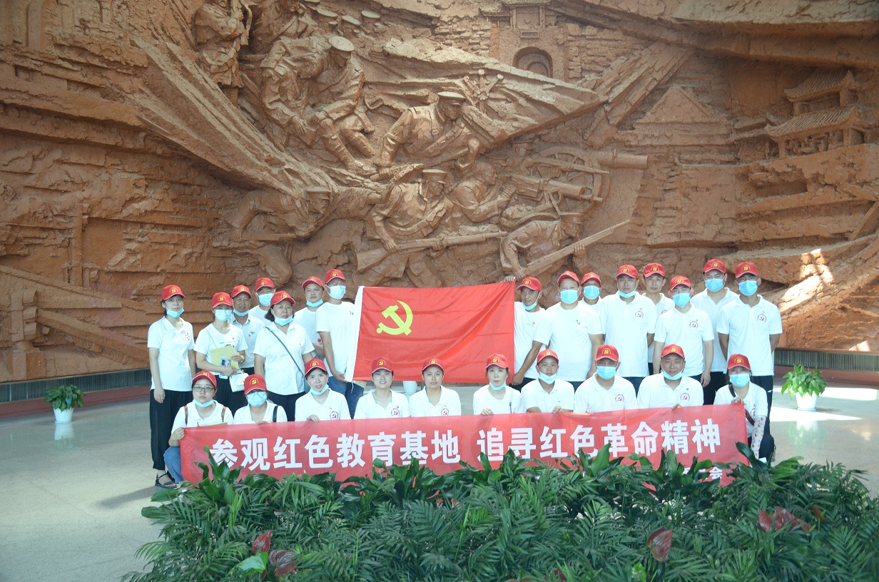 中共湖北汇鑫建设集委员会“七一”红色之旅       之参观辛亥革命武昌起义纪念馆(图3)