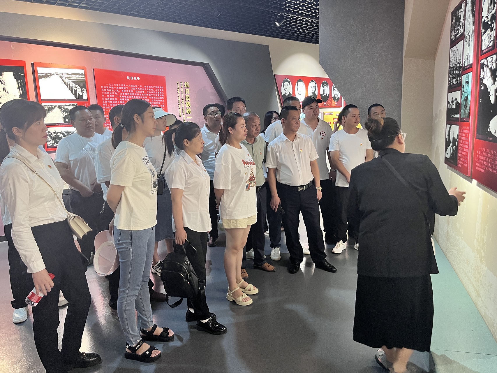 中共湖北汇鑫建设集团委员会 庆祝建党102周年红色教育活动(图4)